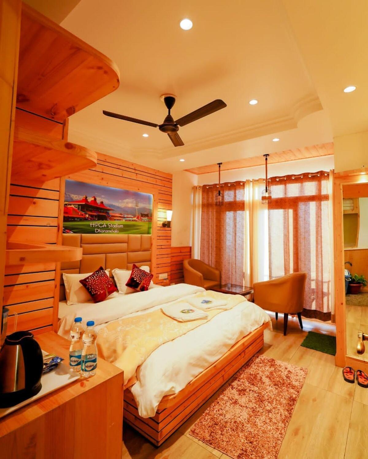 Lord Krishna Boutique Stay Dharamshala Exterior foto